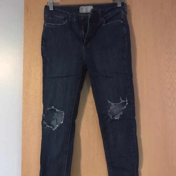 Free People Busted Knee Jeans - Picture 2 of 5